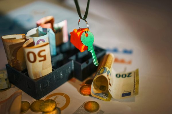 What Role Do Women Play in Shaping UK Sports Today?